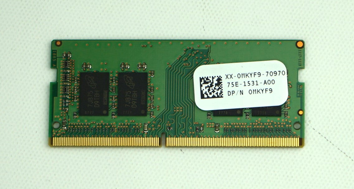 Memory-RAM--Desktop-Laptop--Micron--MTA8ATF1G64HZ-2G3B1-Open-Box